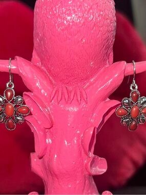 Vintage chaps silver and pink maroon red flower earrings